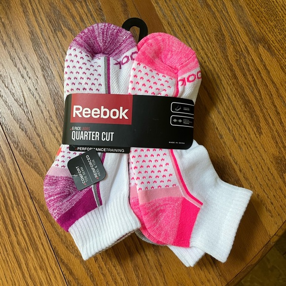 NWT Reebok Performance Training 6-pack Sz 9-11 Quarter Cut Socks - Picture 2 of 4